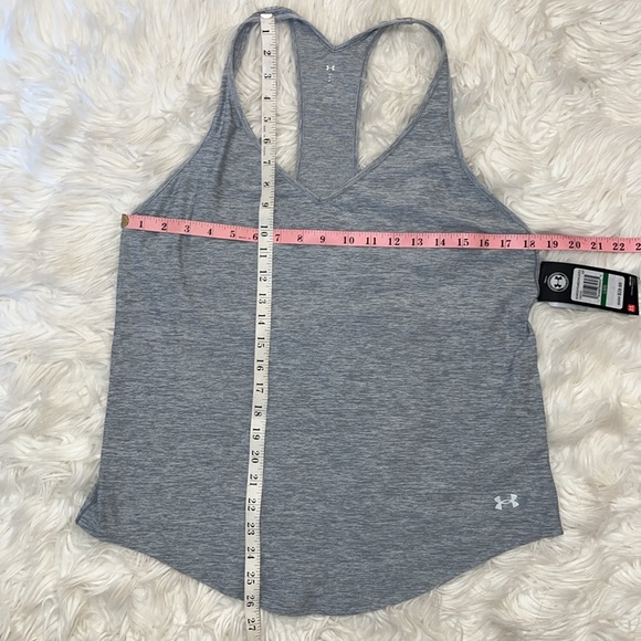 NWT Under Armour Gray Athletic Top - Picture 4 of 10
